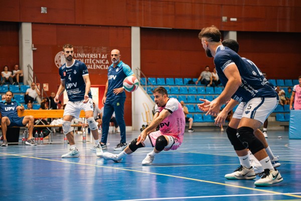 El UPV Léleman Conqueridor sufre la segunda derrota de la pretemporada en el Triangular Internacional