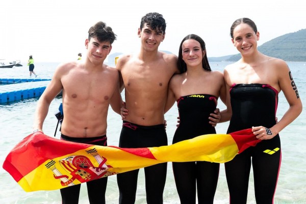 Noa Martín, bronce con España en el Mundial Junior de Aguas Abiertas