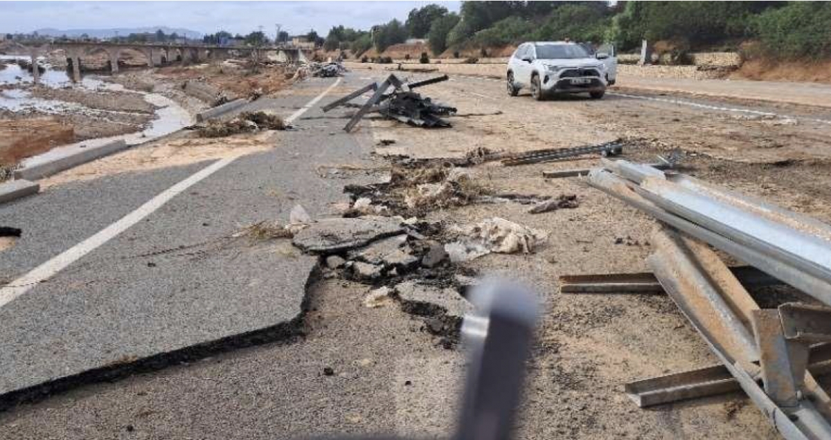 Daños en el firme de la CV-36.