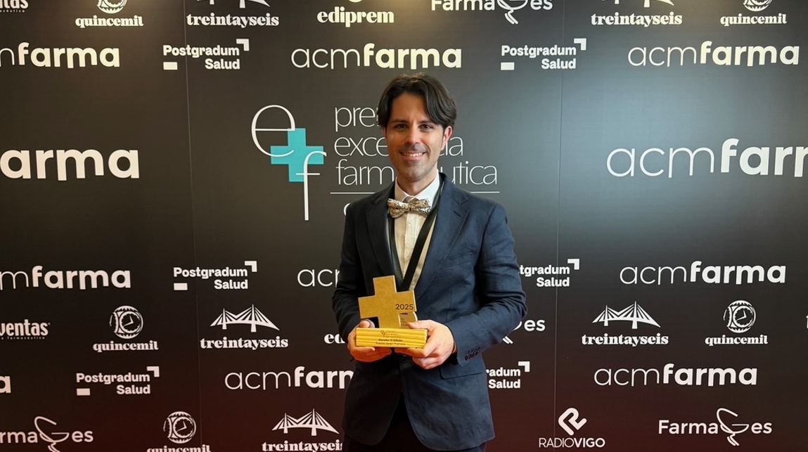 César Pla, de Confrides, gana el Premio﻿ Excelencia Farmacéutica en la categoría Joven Promesa