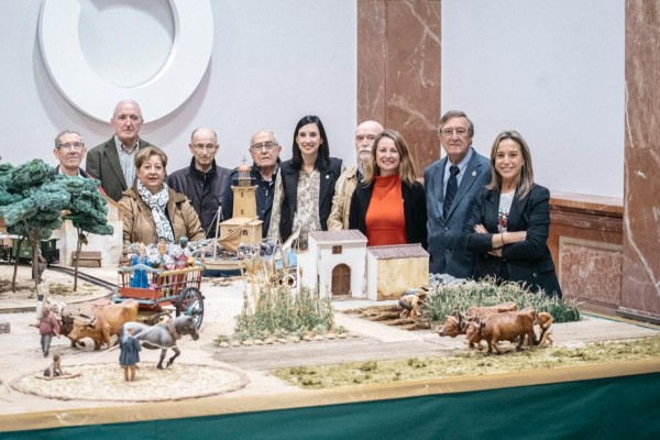 Castelló recupera la exposición del belén costumbrista con un centenar de figuras en el Menador