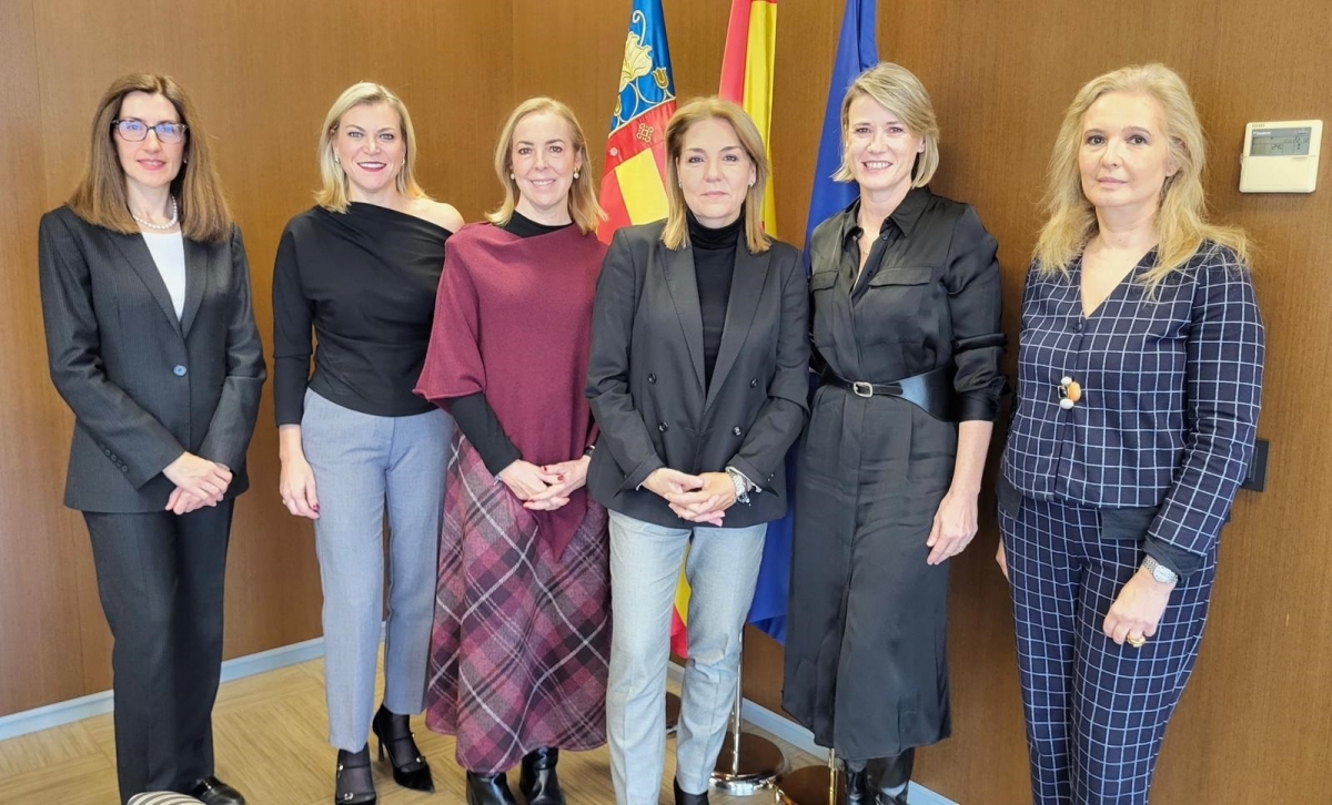 Casi 40 entidades y empresas optan a los primeros Premios Conciliant de la Generalitat