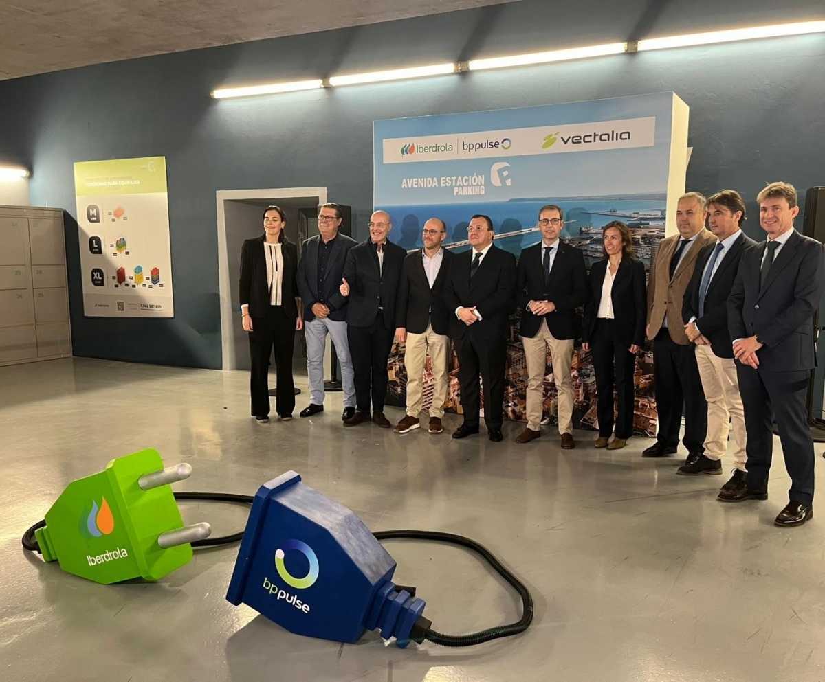 Así crece la red de recarga eléctrica de Alicante: parking, plazas públicas, Mercalicante...