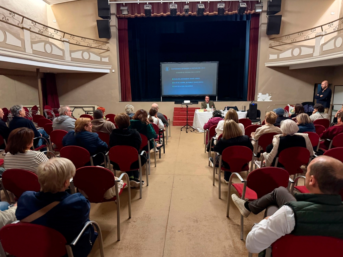 La Emtre explica a los vecinos de Paterna la nueva legislación estatal sobre la tasa Tamer y la de residuos
