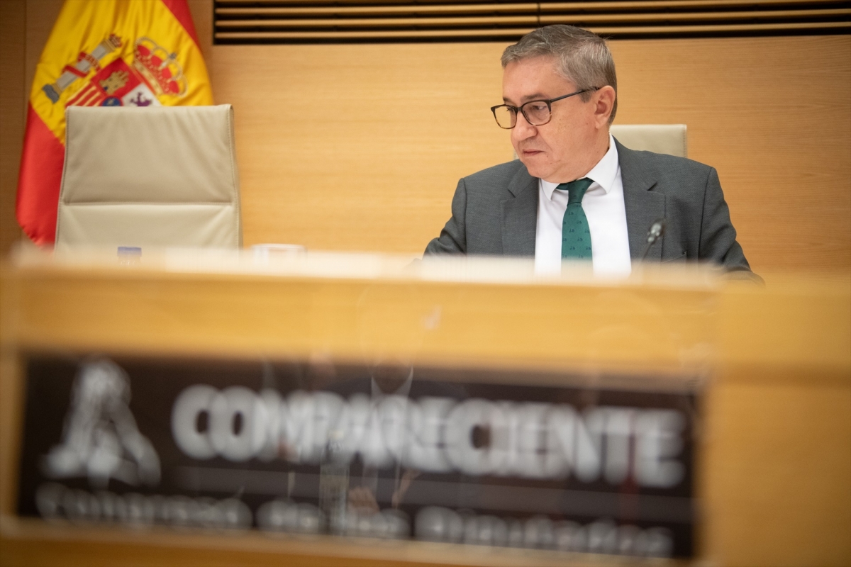 Rovira, durante la comisión.