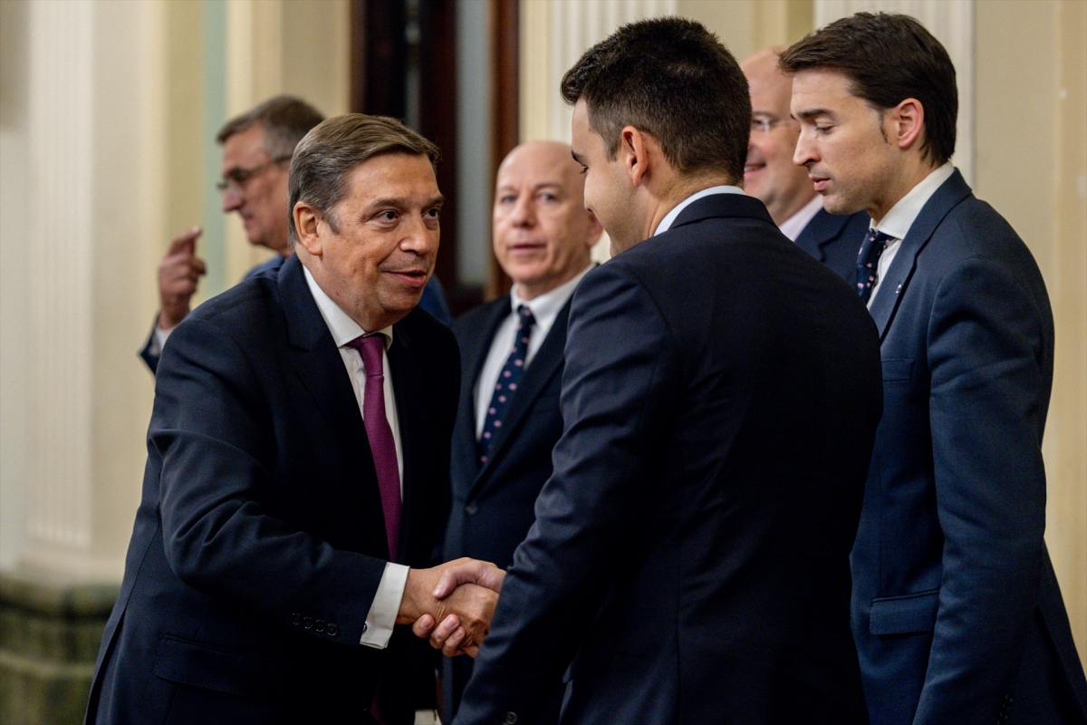 Planas confirma que China aplicará los acuerdos de regionalización para salvar las exportaciones de porcino