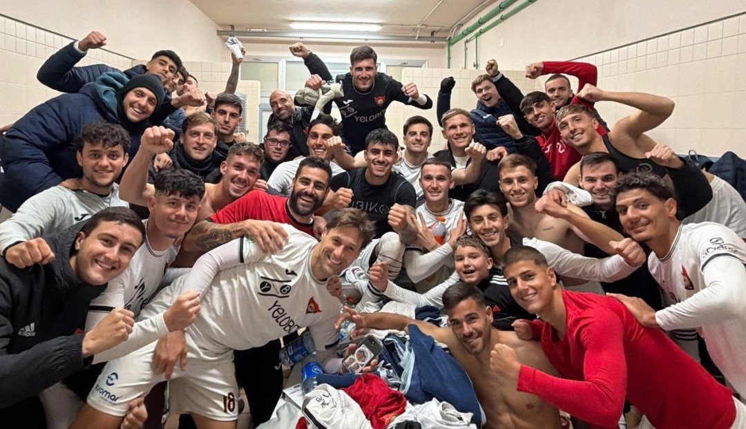 El Cieza, líder de Tercera RFEF, recibe al Levante buscando la sorpresa en una Arboleja llena