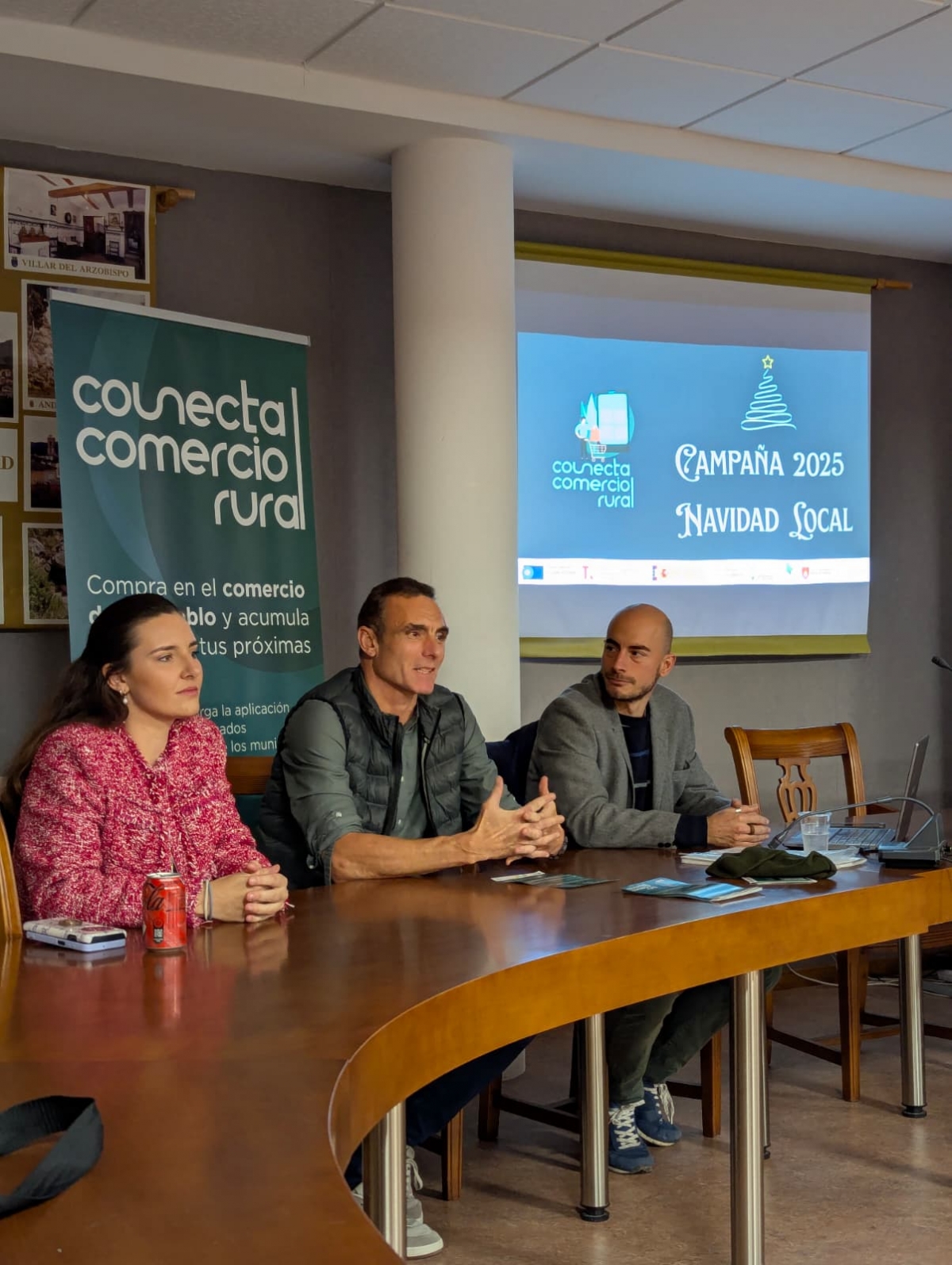 El Rincón de Ademuz y la Serranía ya pueden comprar en los comercios locales con la moneda digital de la Diputación