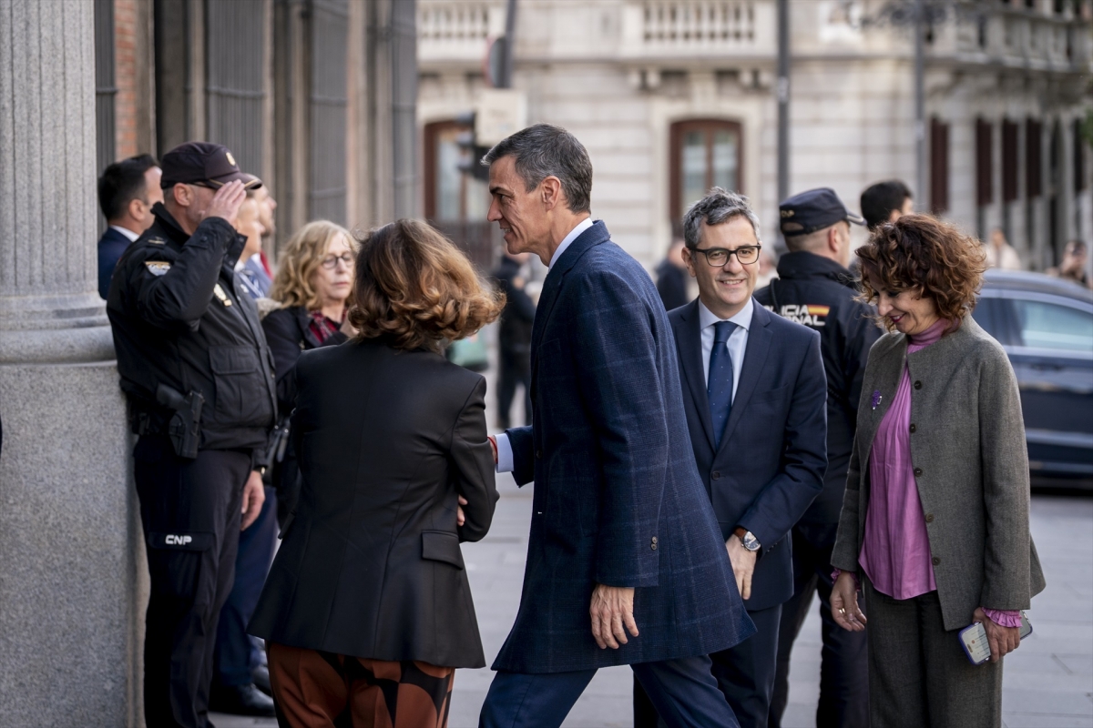 Sánchez anuncia un real decreto para 