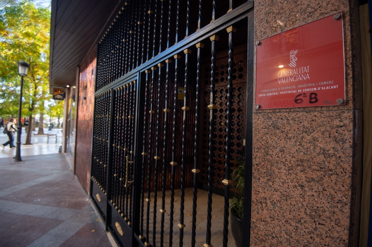 Edificio en el que se ubica la oficina de expresidente de Carlos Mazón.