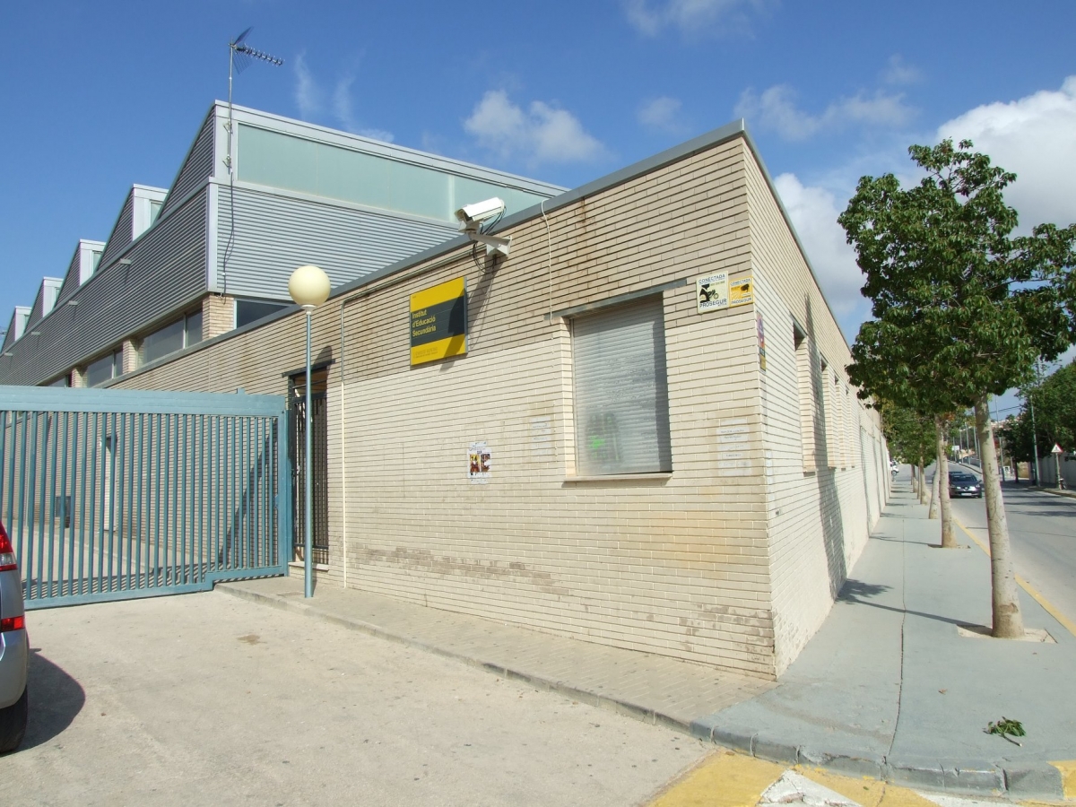 Calp rechaza que Educación desmonte las aulas prefabricadas del IES Ifach