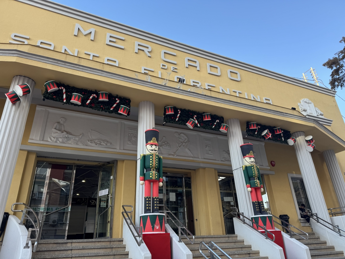 MC acusa al Gobierno de Cartagena de priorizar la fachada navideña mientras abandona el Mercado de Santa Florentina