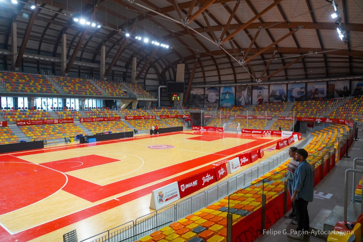 Nuevo brillo para el Palacio de Deportes de Cartagena: iluminación LED, placas solares y mejoras de accesibilidad