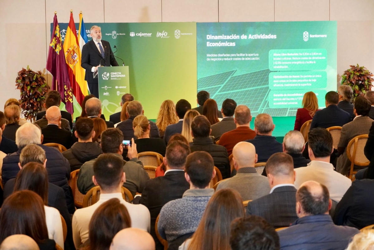 El alcalde Víctor Martínez reivindica que Santomera se pone en cabeza para acoger el esperado centro de microchips