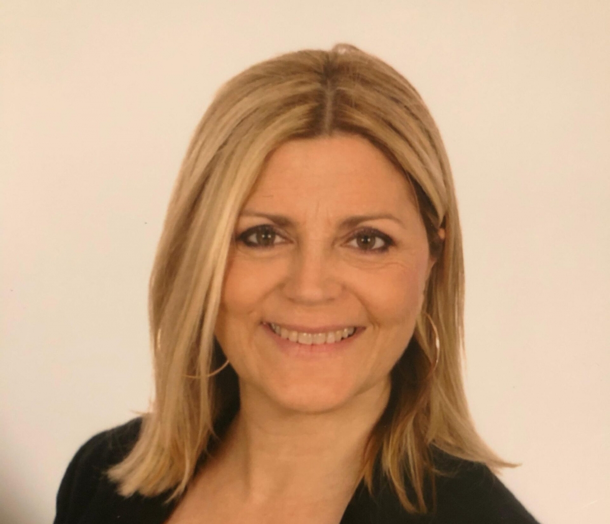 Cultura seguirá absorbida por una Conselleria de Educación que cambia a Rovira por María del Carmen Ortí Ferre