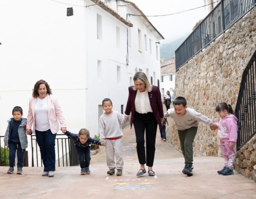 La Diputación incrementa hasta 1 millón la partida destinada a las unidades de conciliación familiar