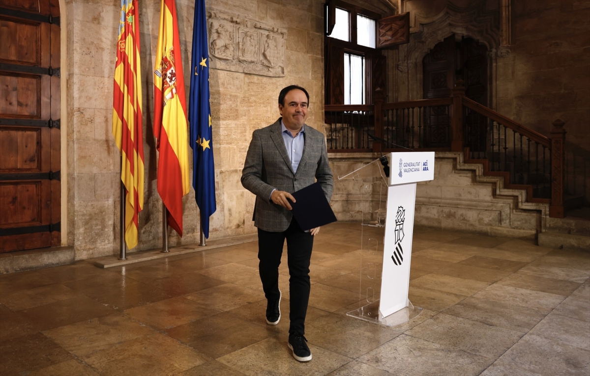 Pérez Llorca llamará a Pedro Sánchez para pedirle una reunión