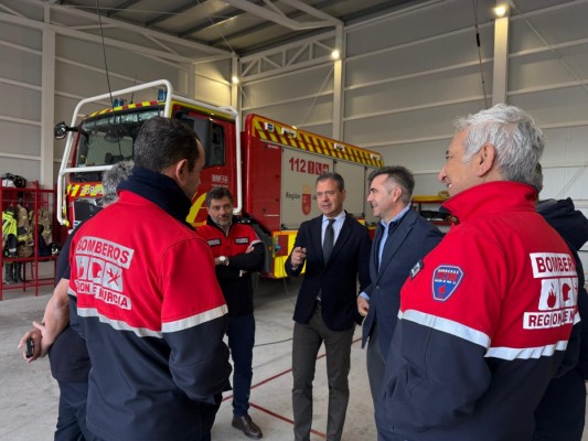 Los bomberos de San Pedro refuerzan sus recursos con un nuevo vehículo