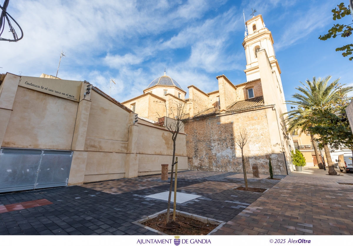 Gandia finalitza les obres la remodelació de la plaça del Campanar de Beniopa després d'una inversió de 120.000 euros
