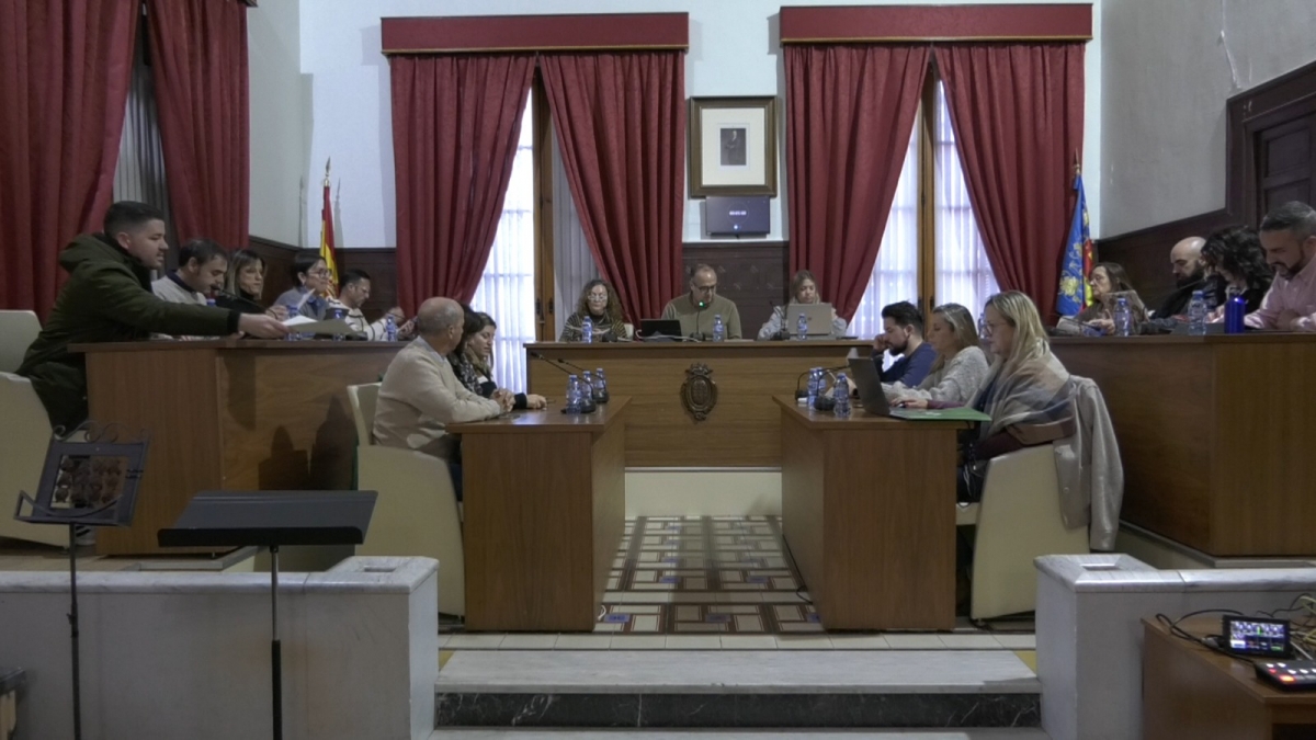 Monóvar aprueba unos presupuestos de 12,9 millones para 2026 con el rechazo de toda la oposición