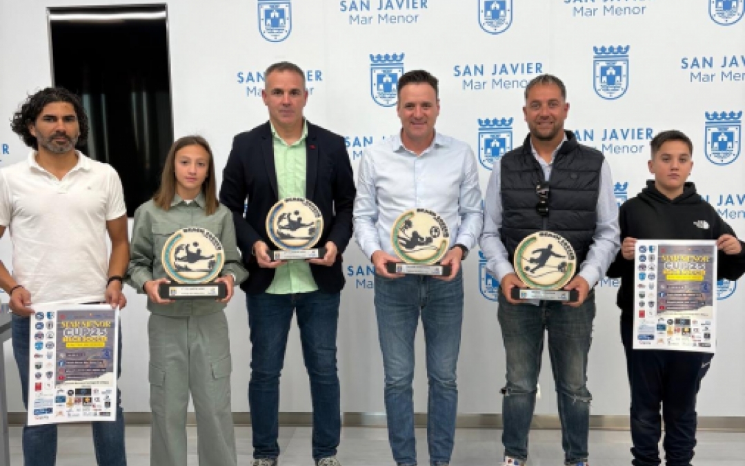 La desestacionalización se apoya en el deporte: San Javier acoge este fin de semana el Beach Soccer Mar Menor Cup