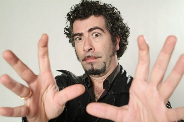 Algún día el humor será una ristra de disculpas. Al comediante se le tiene miedo y con razón