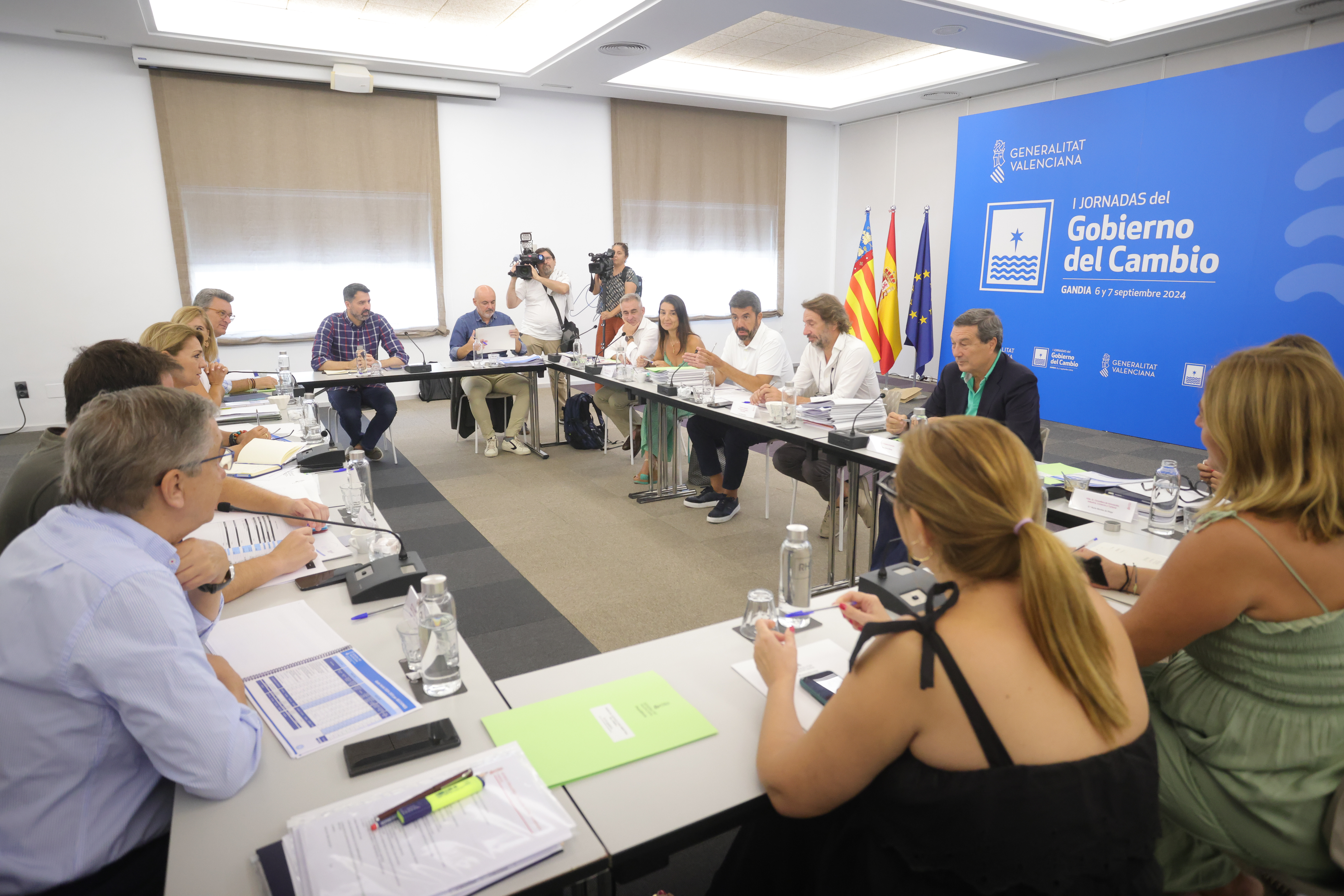 Mazón acudirá a la reunión con Sánchez para 