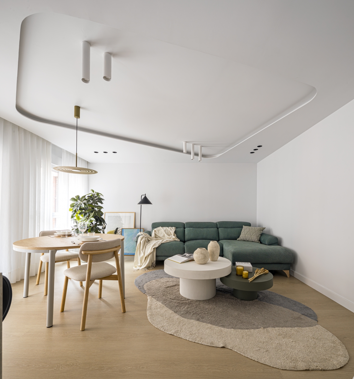 La casa que se volvió 'del revés' para abrirse a la luz: así ha sido esta reforma en el centro de Murcia