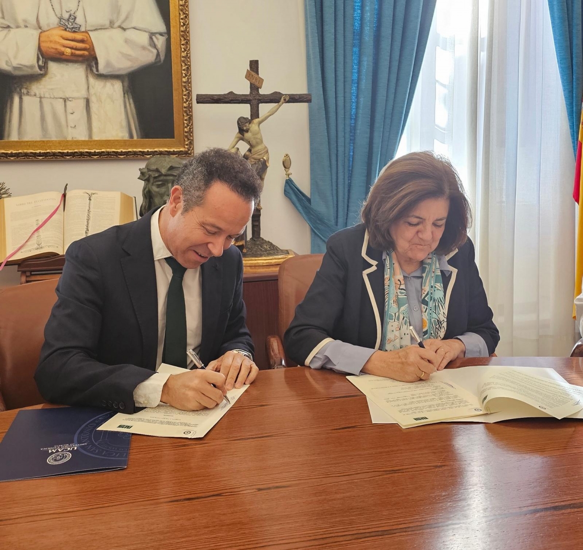 Nace la Cátedra Never Surrender - UCAM para ayudar a los pacientes oncológicos de la Región de Murcia