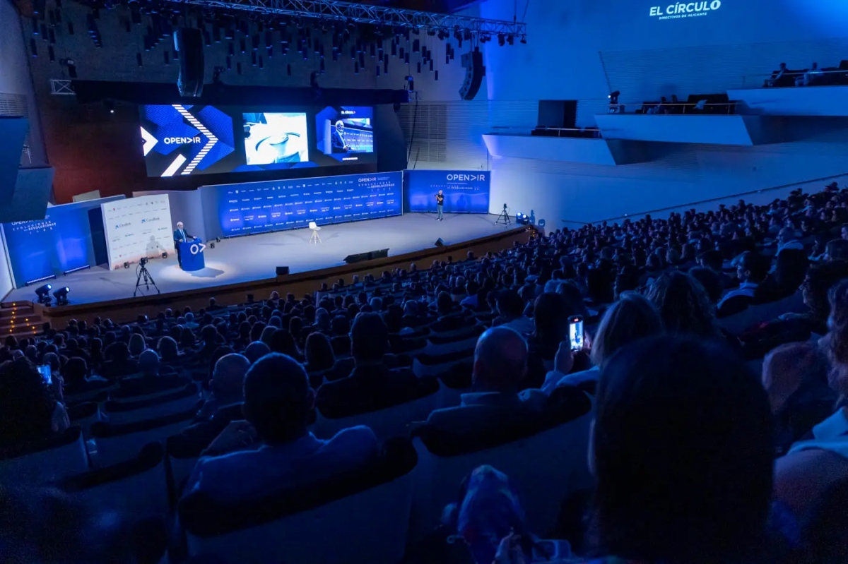 Siete cámaras, realización en directo, streaming, entrevistas y aftermovie para OPENDIR - Siete cámaras, realización en directo, streaming, entrevistas y aftermovie para OPENDIR