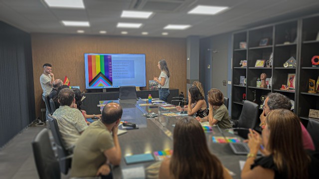 Onda impulsa la formación LGTBI en los centros educativos dentro del Plan por la Diversidad Sexual

