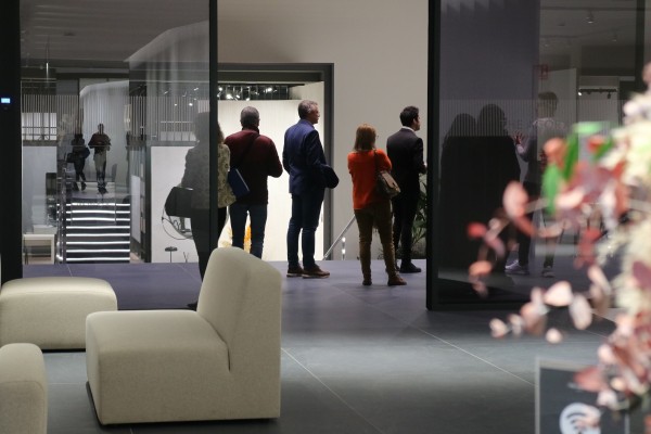 Victoria Ceramics da un salto en Castellón: invierte 30 millones en una nueva planta en Saloni y estrena un showroom en Keraben