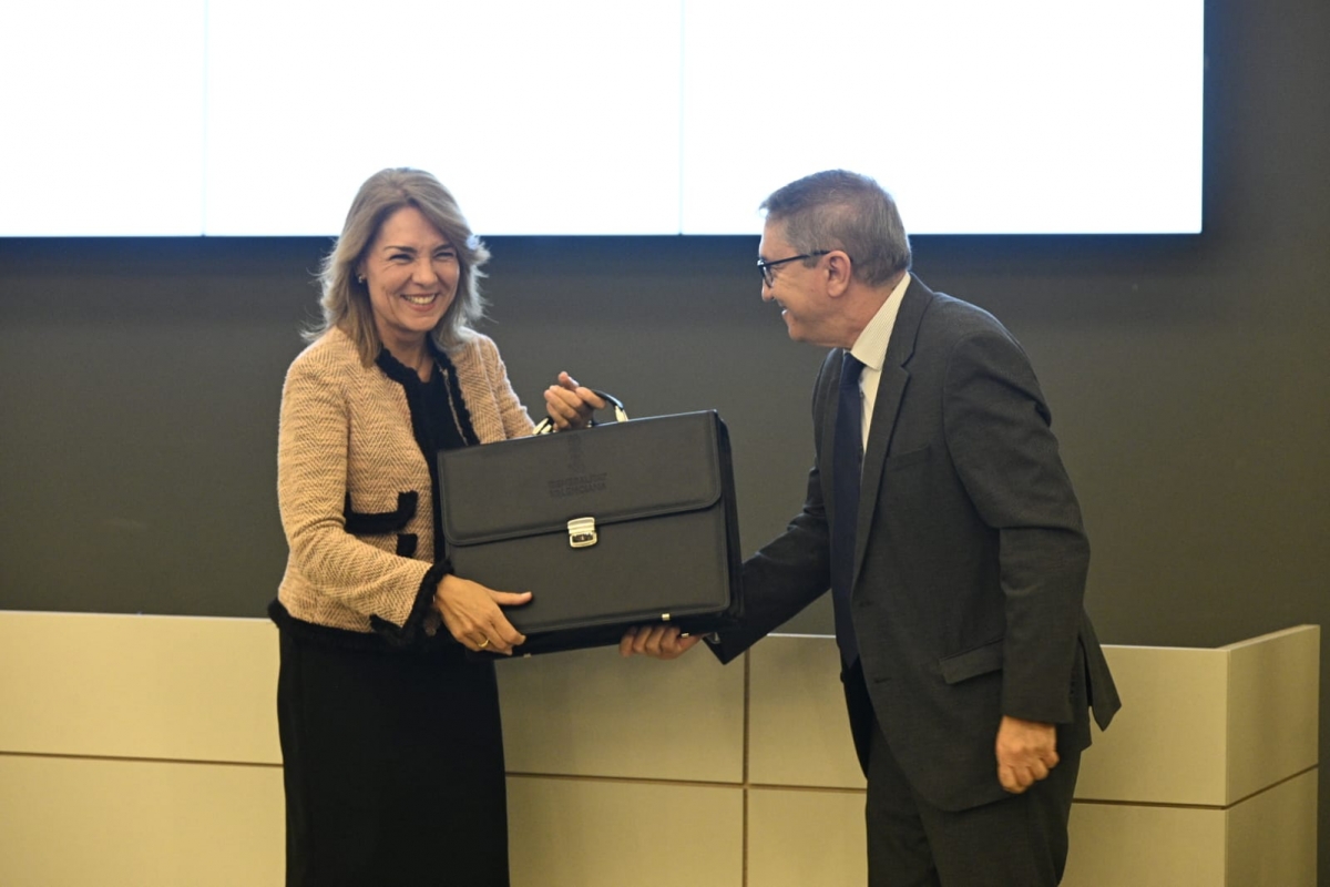 Rovira cede las competencias de Empleo a Camarero