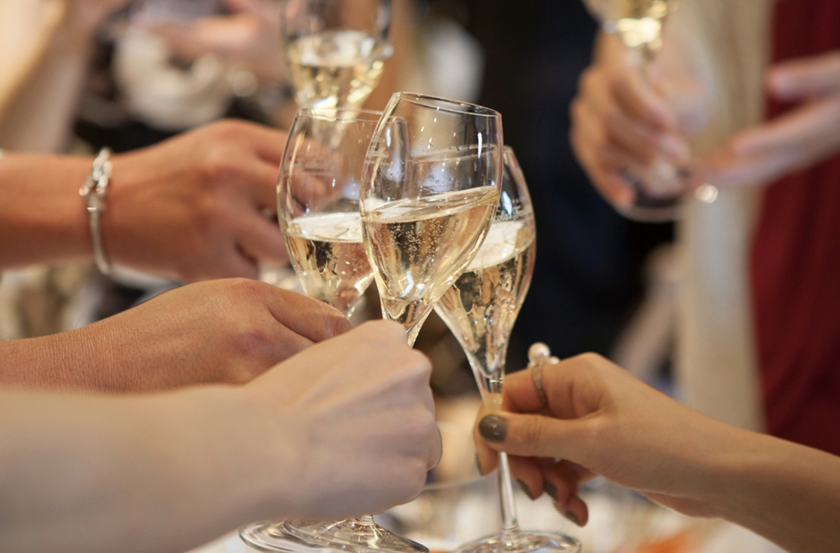 Brinda la llegada de la Navidad con las catas del cava valenciano en 5barricas