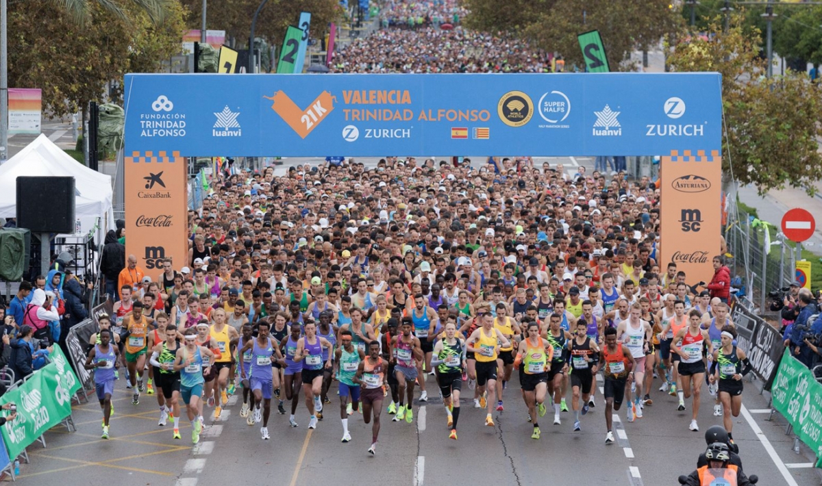 El Maratón Valencia, listo para batir su récord de corredores con 36.000 dorsales