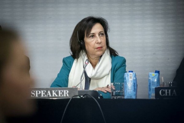 Robles anuncia el envío inmediato de una batería antiaérea Hawk para ayudar a Ucrania
