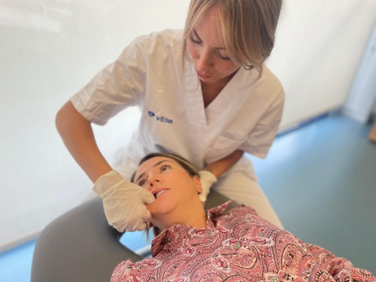 El fisioterapeuta, figura clave en el tratamiento de la articulación de la mandíbula

