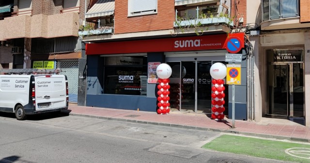 Una cadena de Granada compra los supermercados Torrelucas de Murcia