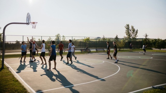 Adolescentes y deporte: ¿cómo motivar a los hijos para que realicen actividad física después del verano?
