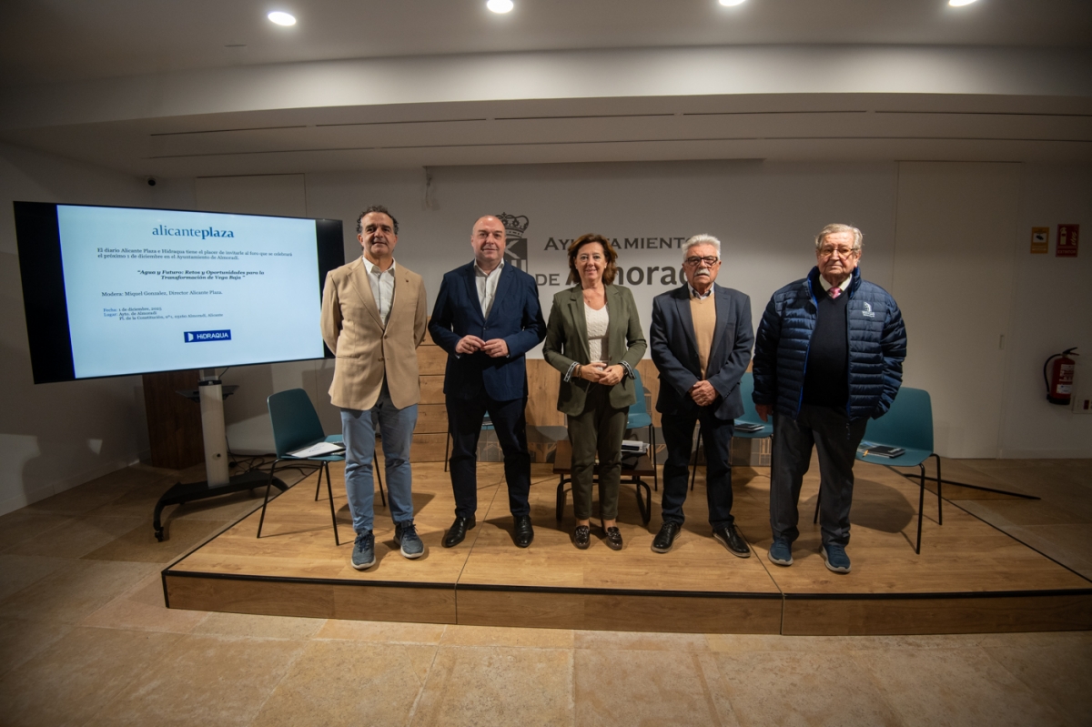 El foro “Agua y Futuro: Retos y Oportunidades para la Transformación de la Vega Baja”, en imágenes