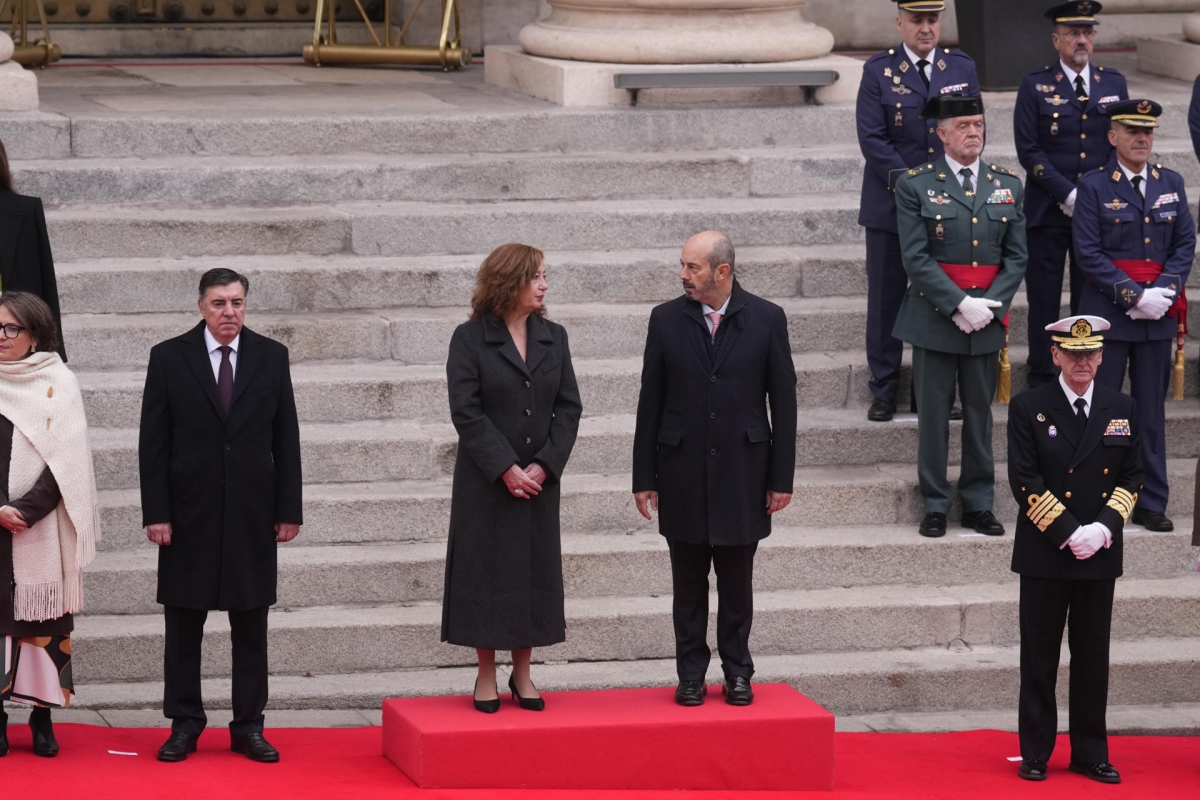 Los presidentes del Congreso de los Diputados, Francina Armengol, y del Senado, Pedro Rollán. - Foto: EFE/BORJA SÁNCHEZ-TRILLO Los presidentes del Congreso de los Diputados, Francina Armengol, y del Senado, Pedro Rollán.