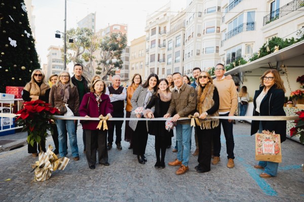 Música, magia, gastronomía y comercio de proximidad: Burriana estrena la Fira de Nadal