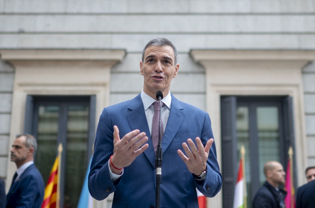 Sánchez se ve con apoyos para sacar iniciativas en el Congreso y reitera que seguirá hasta 2027