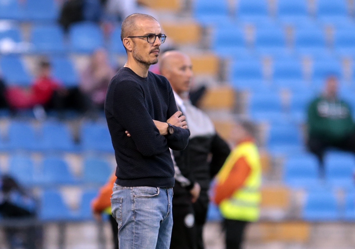 Beto Company sigue el choque desde la banda - Foto: LOF Beto Company sigue el choque desde la banda