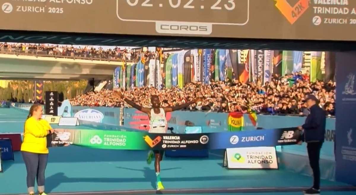 El keniata John Korir se impone con autoridad en Valencia