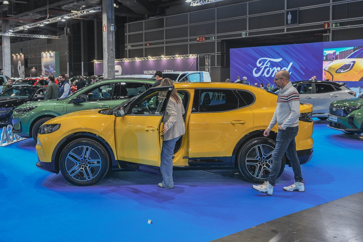 Afluencia compradora y dinamismo en ventas en el cierre de la Feria del Automóvil de València