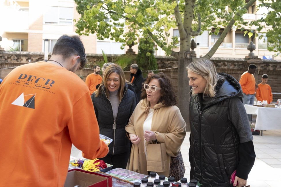 Mercadillo de Penyeta Roja. - 