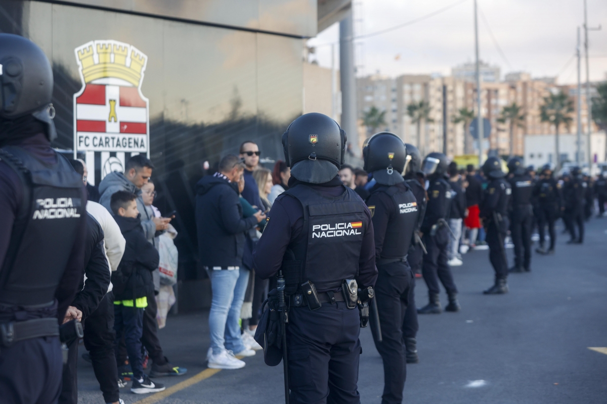 Así lo han vivido los aficionados el histórico derbi entre el FC Cartagena y el Real Murcia