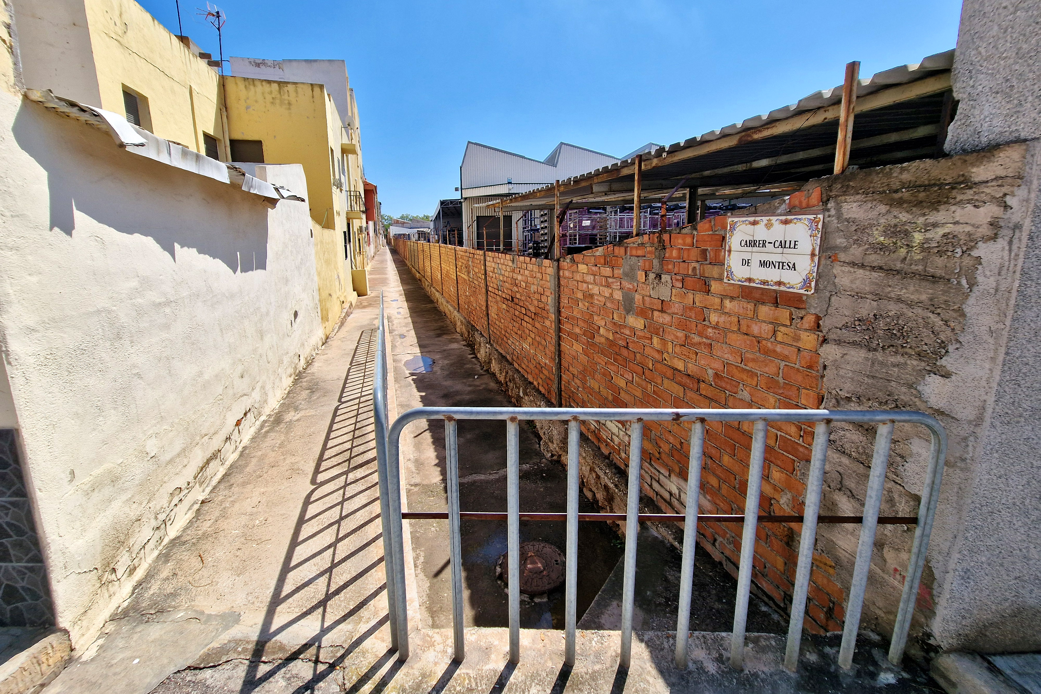 Nueva conexión de la Cuadra de la Salera a Enrique Gimeno: Ordóñez urbanizará la calle Montesa