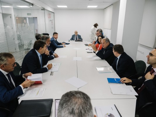 El Observatorio del Textil y la Moda se reúne con el Ministerio de Industria por la economía circular